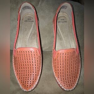 Earth Origins Lark Lizzy Women's Orange Leather Loafers Size 11